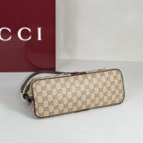 Gucci Perfect 874744 Madison Medium Shoulder Bag