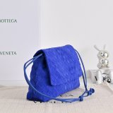 New Bottega Veneta Giorno Dustbag suede