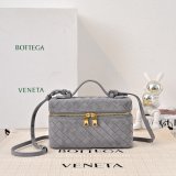 BOTTEGA VENETA Bang Bang Vanity Case Suede
