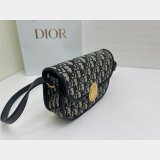 Christian Dior Dior Oblique Jacquard Médaillon Flap 3922 Bag