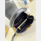 Louis Vuitton M48865 Best Capucines MM Capucines Handbag