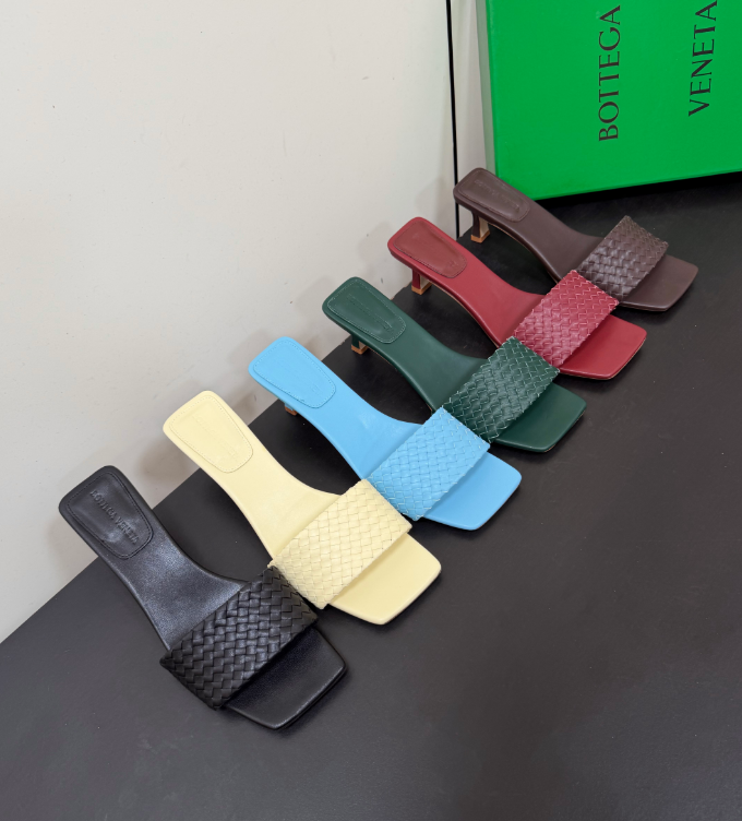 Bottega Veneta Palazzo Travel heel